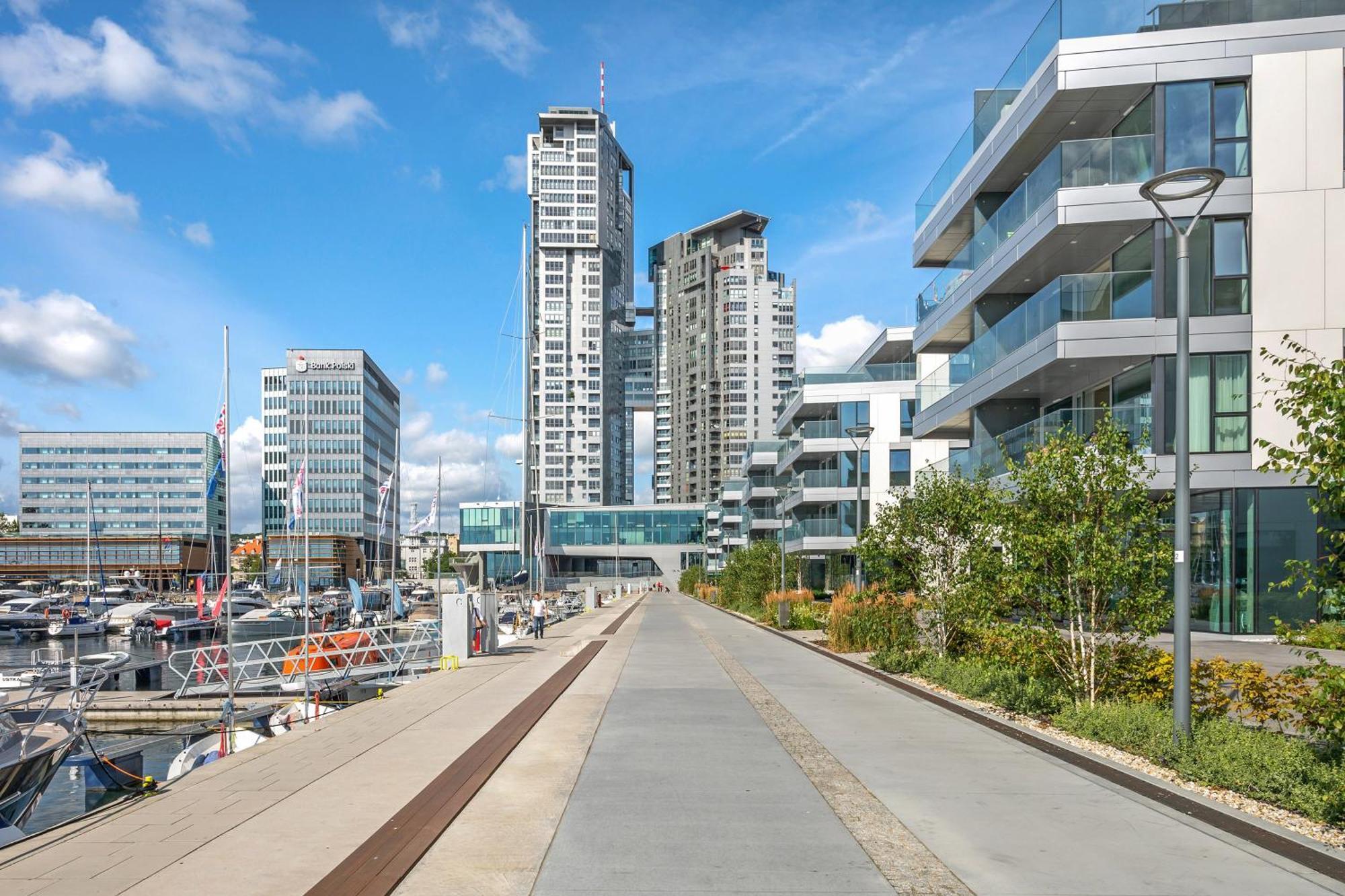Sea Towers Apartment Gdynia Exterior photo